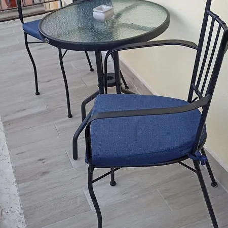Le Dell'isola 3* Oliveri